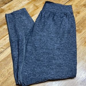 Lululemon heathered charcoal women’s pants size M